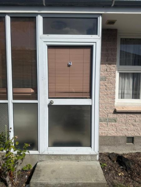 Spacious 1-Bedroom Unit Near City with public Transport on the door step
